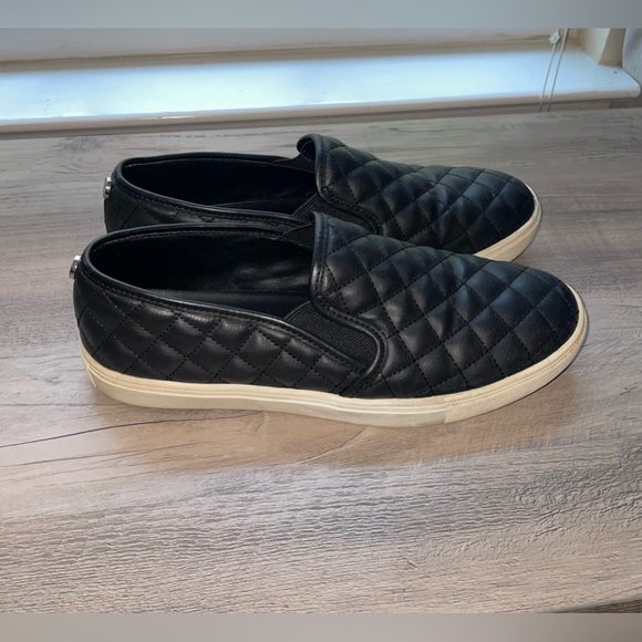Women’s Steve Madden Slip On shoes size 9 - Picture 4 of 4